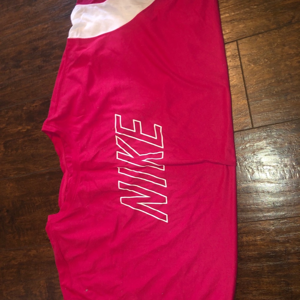 Nike tee